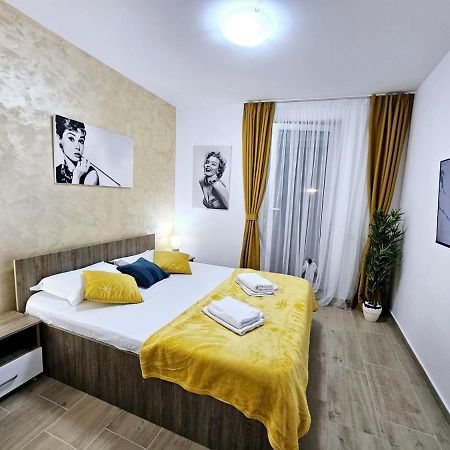 Lovely New Balcony Apartment Cismigiu Park - Pop5 Βουκουρέστι Εξωτερικό φωτογραφία