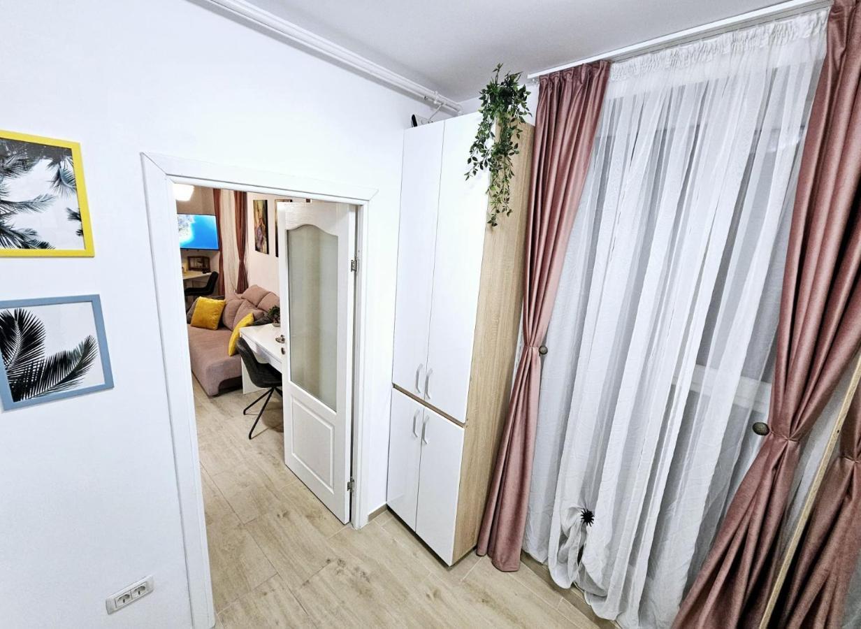 Lovely New Balcony Apartment Cismigiu Park - Pop5 Βουκουρέστι Εξωτερικό φωτογραφία