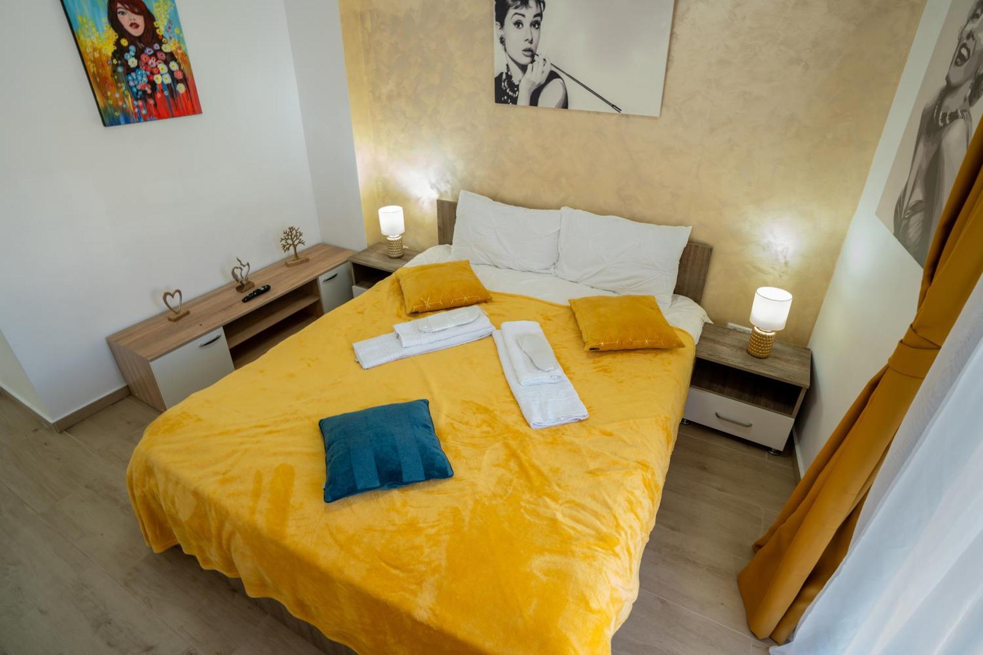 Lovely New Balcony Apartment Cismigiu Park - Pop5 Βουκουρέστι Εξωτερικό φωτογραφία