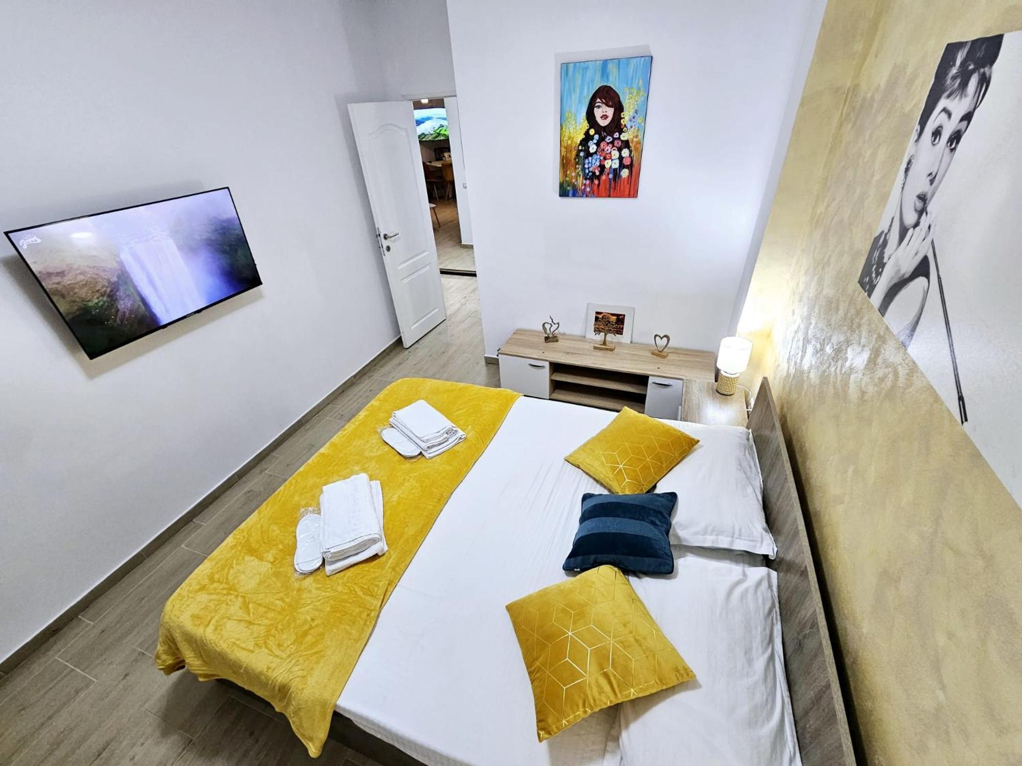 Lovely New Balcony Apartment Cismigiu Park - Pop5 Βουκουρέστι Εξωτερικό φωτογραφία
